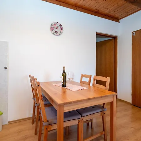 Apartment 5014b Kampor